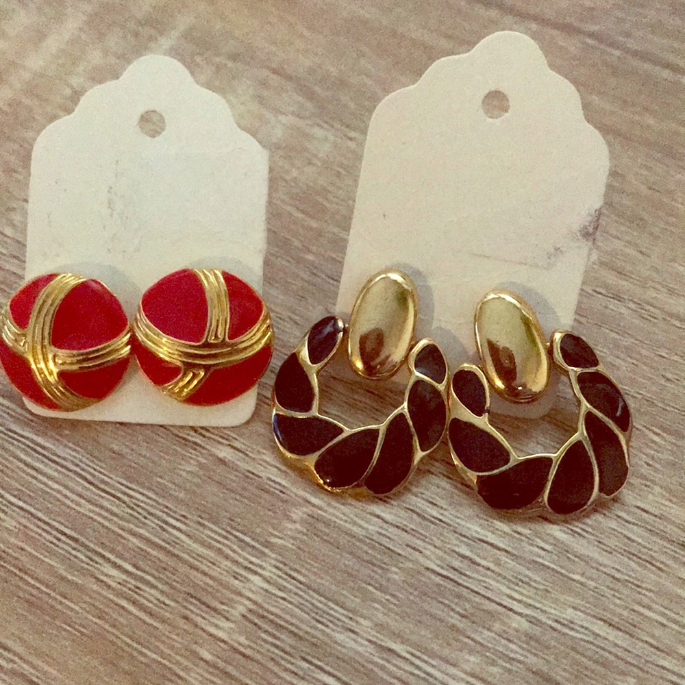 ♥️Stunning earrings🖤